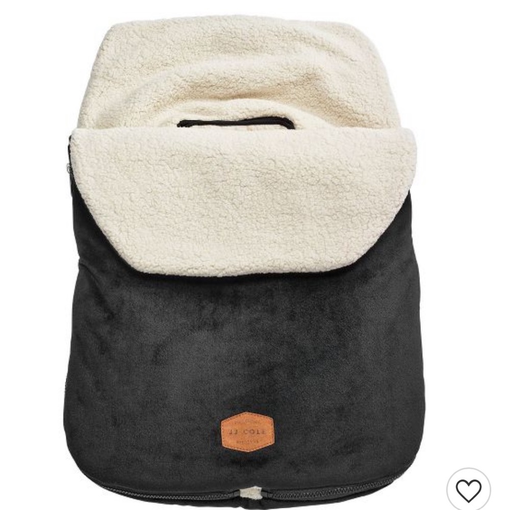 JJ Cole bundle me black  car seat winter cover